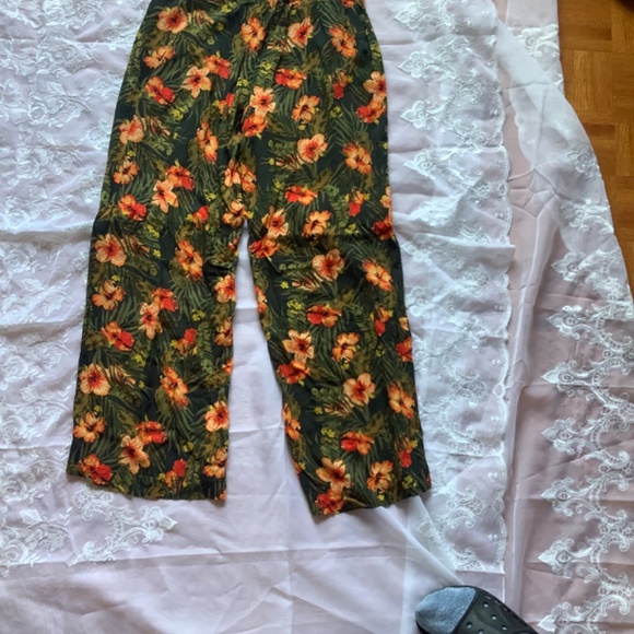 Beach cover up flowy pants xs - Picture 3 of 6